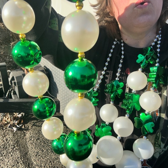 3 gigantic NOLA necklaces St Paddy’s parade costume jewelry ☘️ - Picture 1 of 3